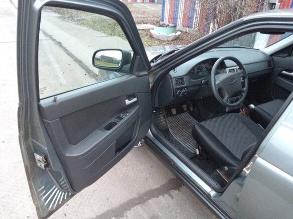 2011 Lada (ВАЗ) Priora I, серый, 560000 рублей - вид 18
