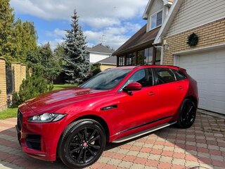 2020 Jaguar F-Pace I, красный, 3950000 рублей, вид 4