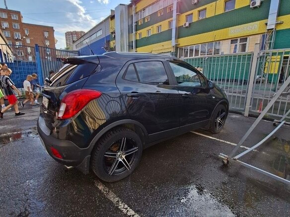 2013 Opel Mokka I, чёрный - вид 4