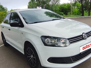 2014 Volkswagen Polo V, белый, 850000 рублей, вид 3