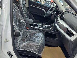 2025 Haval H6 III, белый, 2099900 рублей, вид 5