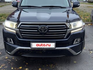 2017 Toyota Land Cruiser 200 Series Рестайлинг 2, синий, 6900000 рублей, вид 1