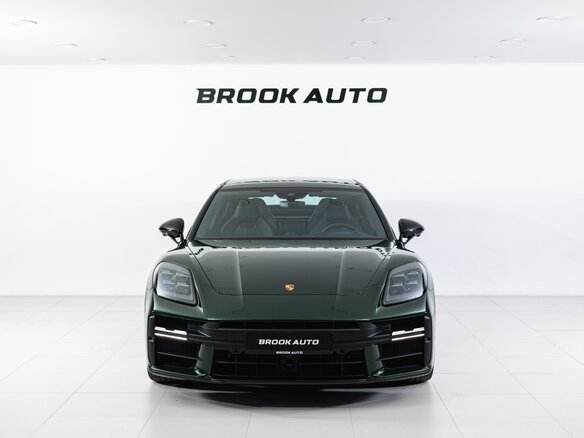 2025 Porsche Panamera GTS III, зелёный, 24490000 рублей - вид 1