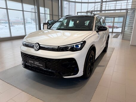 2026 Volkswagen Tiguan L Pro III (China Market), белый, 5050000 рублей, вид 4