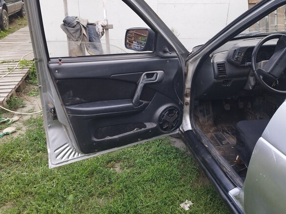 2002 Lada (ВАЗ) 2111, серебристый, 90000 рублей - вид 13