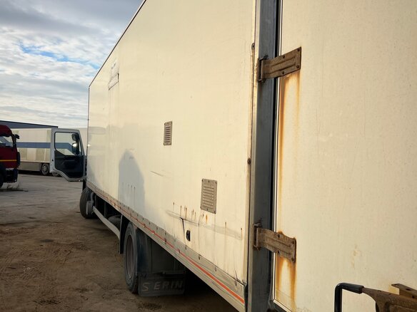 2003 Renault Premium, белый, 1100000 рублей - вид 1