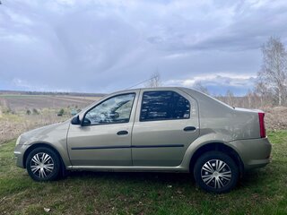 2010 Renault Logan I Рестайлинг, бежевый, 330000 рублей, вид 2
