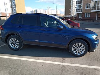 2020 Volkswagen Tiguan II, синий, 2750000 рублей, вид 4