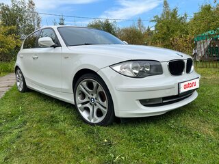 2010 BMW 1 серии 116i I (E81/E82/E87/E88) Рестайлинг, белый, 690000 рублей, вид 1