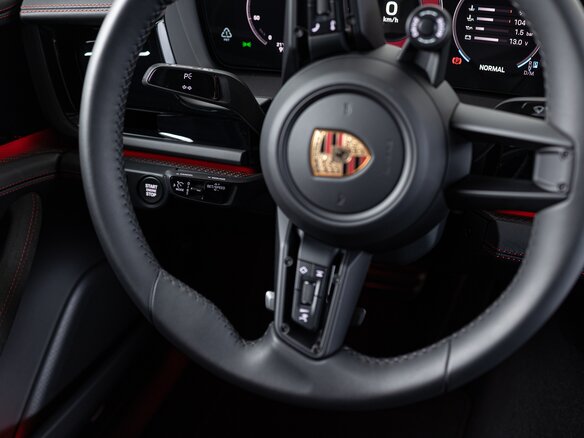 2025 Porsche Panamera GTS III, зелёный, 24490000 рублей - вид 16