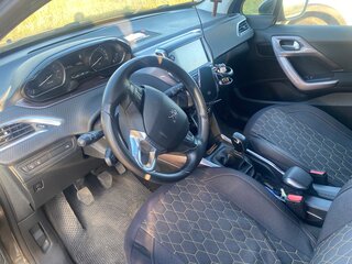 2014 Peugeot 2008 I, чёрный, 700000 рублей, вид 5
