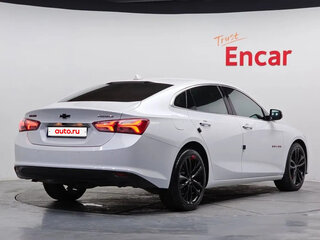 2022 Chevrolet Malibu IX Рестайлинг, белый, 1600000 рублей, вид 2