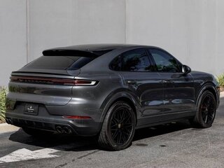 2024 Porsche Cayenne Coupé III Рестайлинг, серый, 11907124 рублей, вид 3