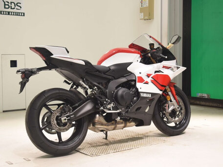 2026 Yamaha YZF-R9, чёрный, 1500000 рублей, вид 2