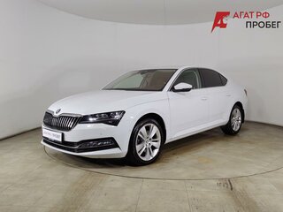 2019 Skoda Superb III Рестайлинг, белый, 2830000 рублей, вид 1
