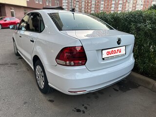 2019 Volkswagen Polo V Рестайлинг, белый, 795000 рублей, вид 3