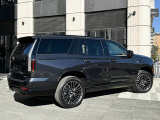 2024 Cadillac Escalade V Рестайлинг, серый, 18990000 рублей, вид 3