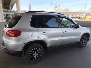 2014 Volkswagen Tiguan I Рестайлинг, серебристый, 820000 рублей, вид 5