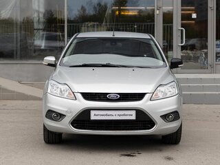 2008 Ford Focus II Рестайлинг, серебристый, 400000 рублей, вид 2