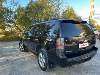 2008 Chevrolet Tahoe III, чёрный, 2100000 рублей, вид 2