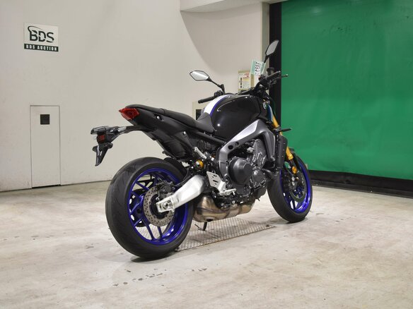 2021 Yamaha MT-09 (FZ-09), чёрный - вид 26
