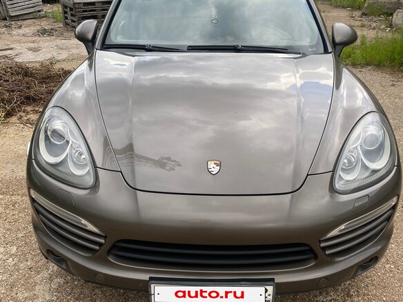 2010 Porsche Cayenne Diesel II (958), коричневый, 2300000 рублей - вид 1