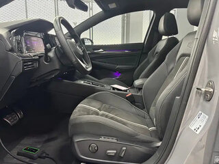 2023 Volkswagen Golf VIII, серый, 1725025 рублей, вид 5