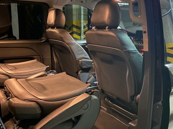 2017 Mercedes-Benz V-Класс Long 250 d длинный III (W447), чёрный, 4650000 рублей - вид 17