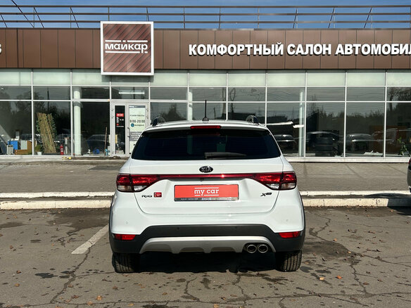 2018 Kia Rio X-Line IV, белый, 1200000 рублей - вид 4