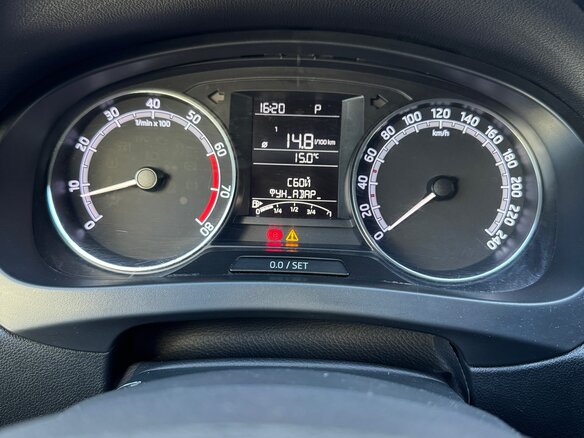 2019 Skoda Rapid I Рестайлинг, белый, 800000 рублей - вид 8
