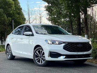 2022 Ford Escort VI Рестайлинг 2, белый, 880000 рублей, вид 3