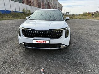 2023 Kia Carnival IV Рестайлинг, белый, 6000000 рублей, вид 2