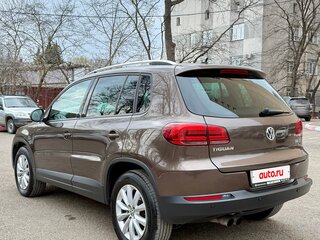 2016 Volkswagen Tiguan I Рестайлинг, коричневый, 1799999 рублей, вид 5