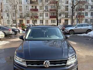 2020 Volkswagen Tiguan II, чёрный, 3000000 рублей, вид 1