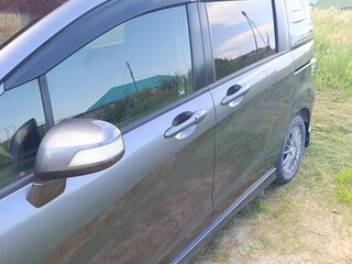2012 Honda Freed Spike I Рестайлинг, серый, 880000 рублей, вид 3