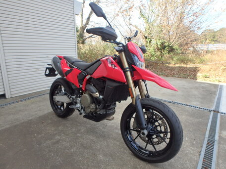 2024 Ducati Hypermotard, красный, 1350000 рублей, вид 1
