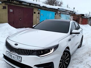 2019 Kia Optima IV Рестайлинг, белый, 2100000 рублей, вид 4