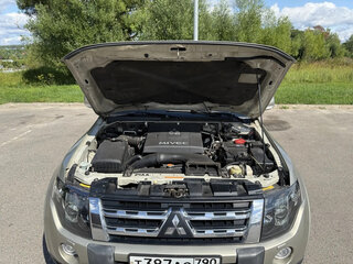 2007 Mitsubishi Pajero IV, бежевый, 1400000 рублей, вид 3