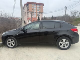 2012 Chevrolet Cruze I, чёрный, 700000 рублей, вид 3