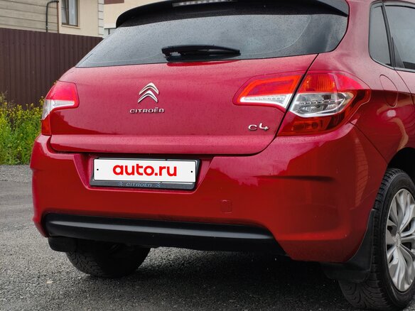 2012 Citroen C4 II, красный, 460000 рублей - вид 9