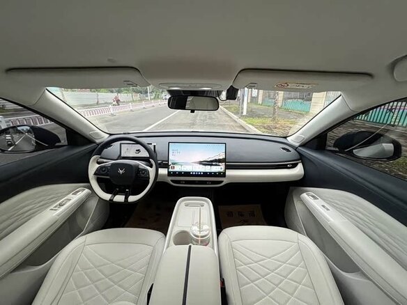 2026 Arcfox Beta T1 42.3 kWh, серебристый, 1020000 рублей - вид 7