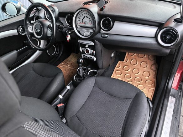 2008 Mini Hatch Cooper II (R56), красный, 749000 рублей - вид 9