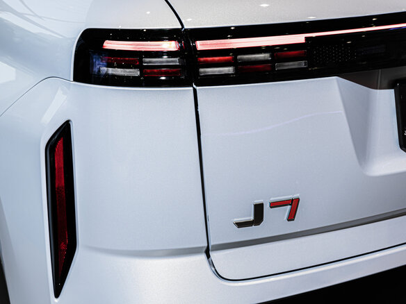 2024 Jaecoo J7 I, серый, 3149900 рублей - вид 5