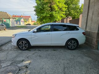 2019 Lada (ВАЗ) Vesta SW I, белый, 890000 рублей, вид 2