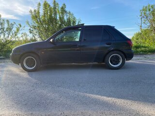 1999 Ford Fiesta Mk4, чёрный, 150000 рублей, вид 2