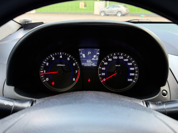 2011 Hyundai Solaris I, серый, 595000 рублей - вид 9