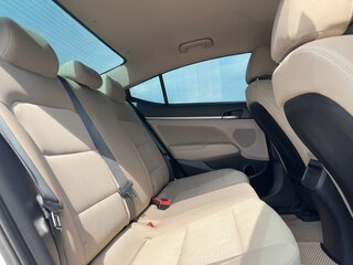 2016 Hyundai Elantra VI (AD), белый, 1230000 рублей, вид 4