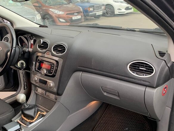 2010 Ford Focus II Рестайлинг, серый, 750000 рублей - вид 19