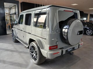 2026 Mercedes-Benz G-Класс AMG 63 AMG II (W465) Рестайлинг, серый, 37990000 рублей, вид 3
