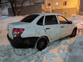 2014 Lada (ВАЗ) Granta I, белый, 200000 рублей, вид 2